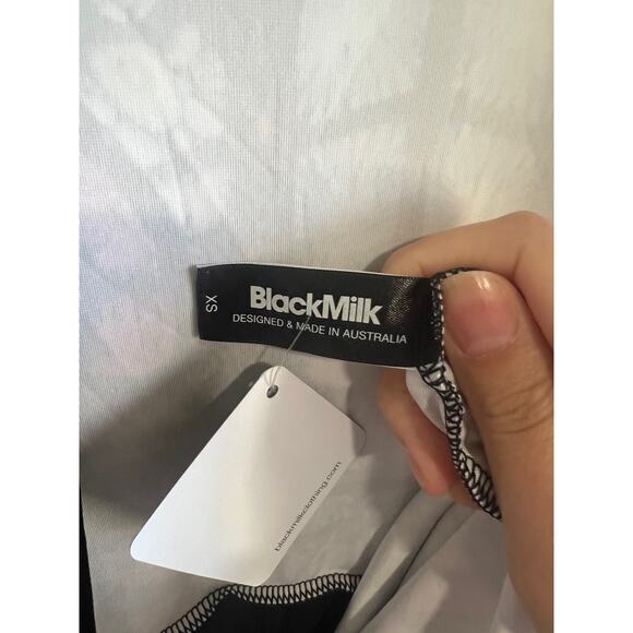 NWT Blackmilk Adoration of the Sacred Heart Velvet Jacket size XS - Picture 8 of 12